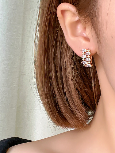 1 paire de boucles d'oreilles créoles en cuivre et Zircon, Style Simple et irrégulier, incrustation de couleur unie irrégulière, plaqué or blanc