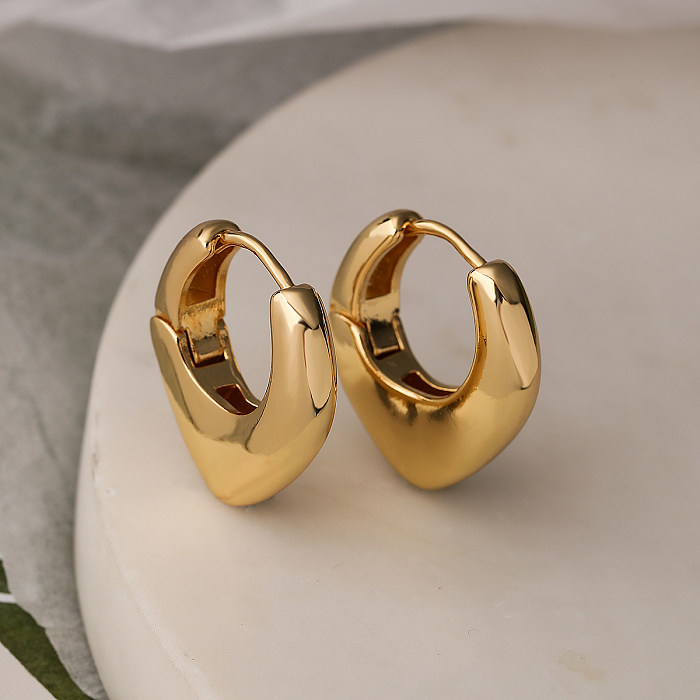 1 paire de boucles d'oreilles pendantes en cuivre plaqué or 18 carats, style simple et basique