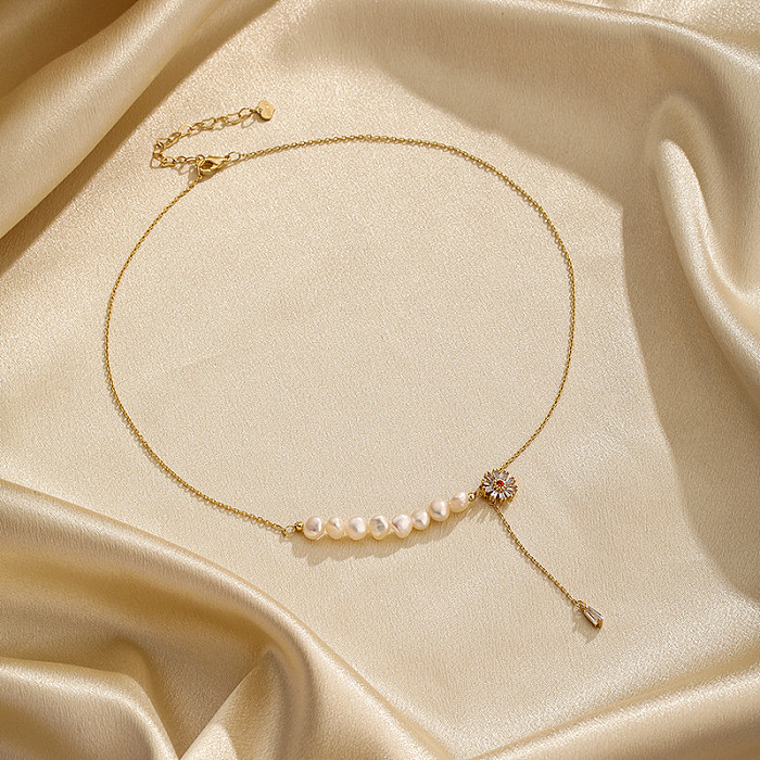 Schlichter Stil, Blumen-Kupferbeschichtung, Inlay, Süßwasserperle, Zirkon, 14 Karat vergoldete Halskette