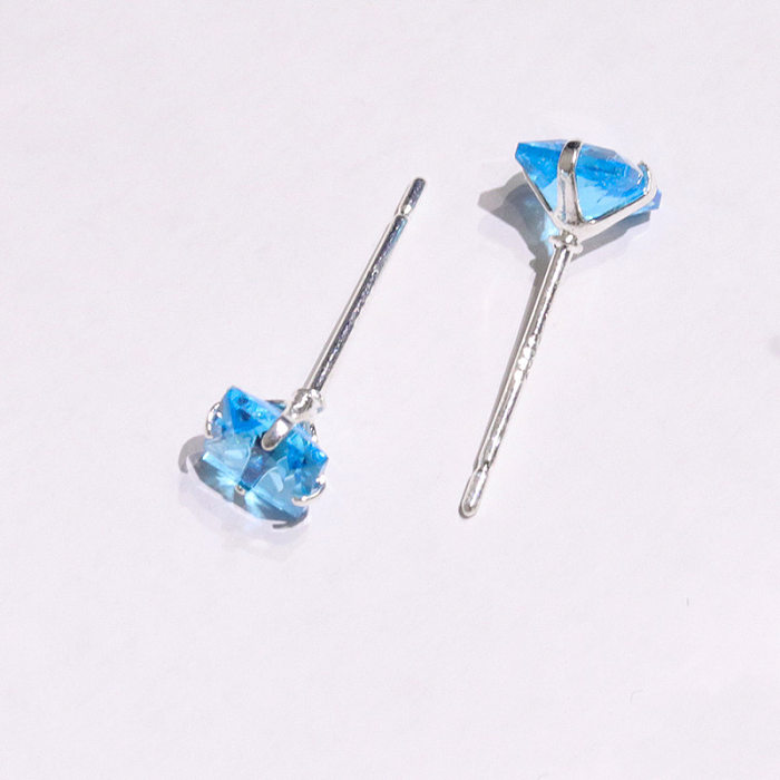 Simple Style Round Copper Inlay Zircon Ear Studs