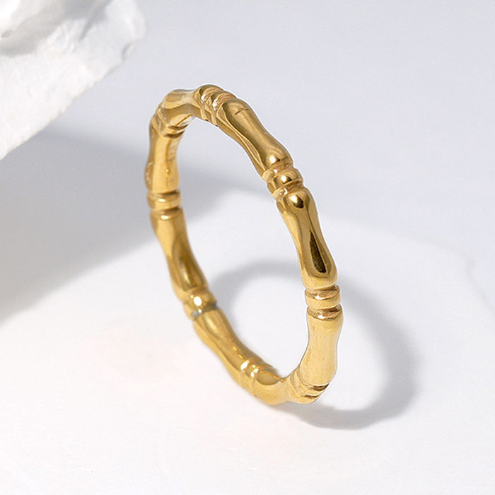 حلقات مطلية بالذهب مطلية بالذهب بلون خالص من الفولاذ المقاوم للصدأ بأسلوب بسيط