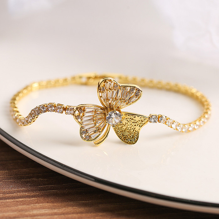 Glänzende Blumen-Kupferbeschichtungs-Inlay-Zirkon-Armbänder mit 18-Karat-Vergoldung