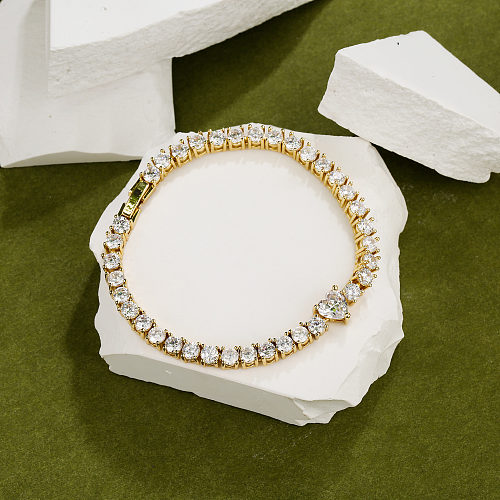 Fashion Geometric Micro-encrusted Full Zircon Heart-shaped Copper Bracelet
