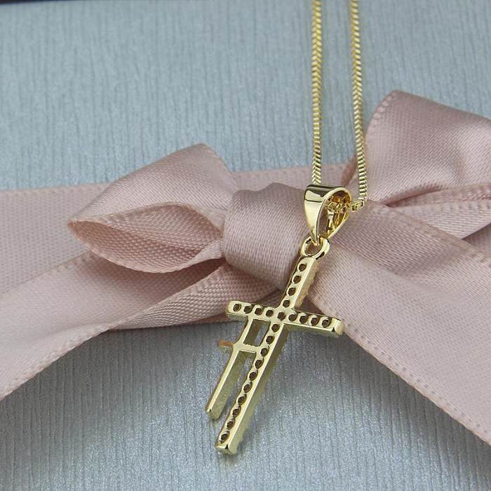 Heißer Verkaufs-Doppelt-Kreuz-hängende Art- und Weiseneues Kupfer überzogene weiße Zirkon-religiöse Halskette