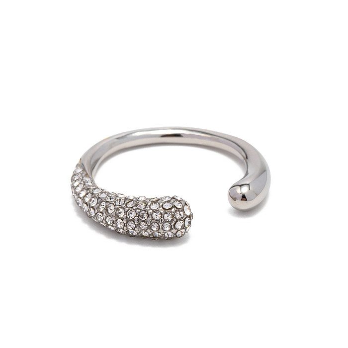 Unregelmäßiger offener Ring aus Edelstahl mit unregelmäßigem Inlay und künstlichem Diamant im INS-Stil