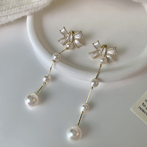 Boucles d'oreilles pendantes en laiton, 1 paire, avec incrustation de placage de nœud papillon doux, perles artificielles