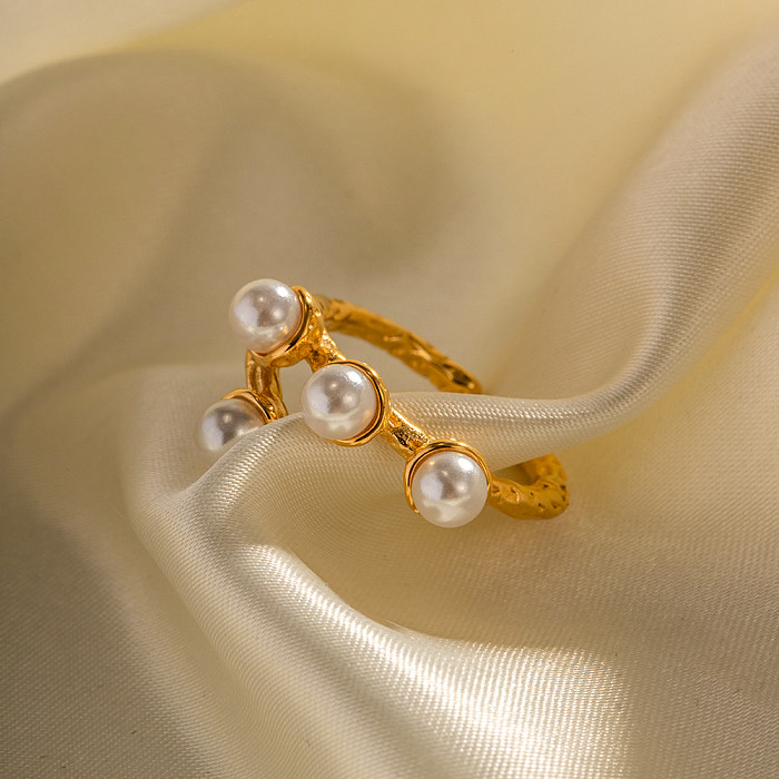 Anillo abierto chapado en oro de 18 quilates con incrustaciones de perlas y revestimiento de acero inoxidable en forma de C estilo INS