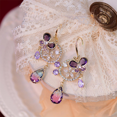 1 paire de boucles d'oreilles Glam luxueuses de Style français, fleur et papillon, incrustation de cuivre et de Zircon plaqué or 14 carats