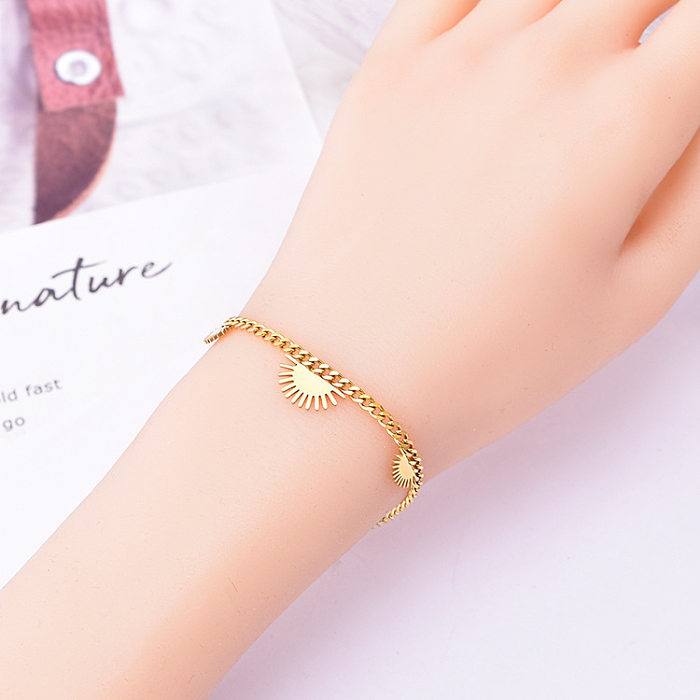 Collier de bracelets de placage irrégulier en acier titane soleil de style simple