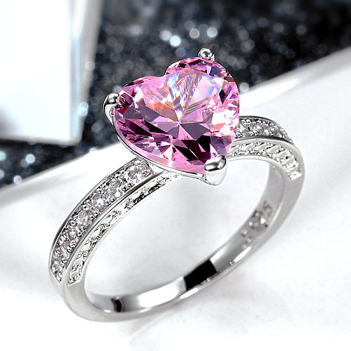 Novos anéis de casamento incrustados com anel de cobre com zircônia de diamante rosa em forma de coração AAA