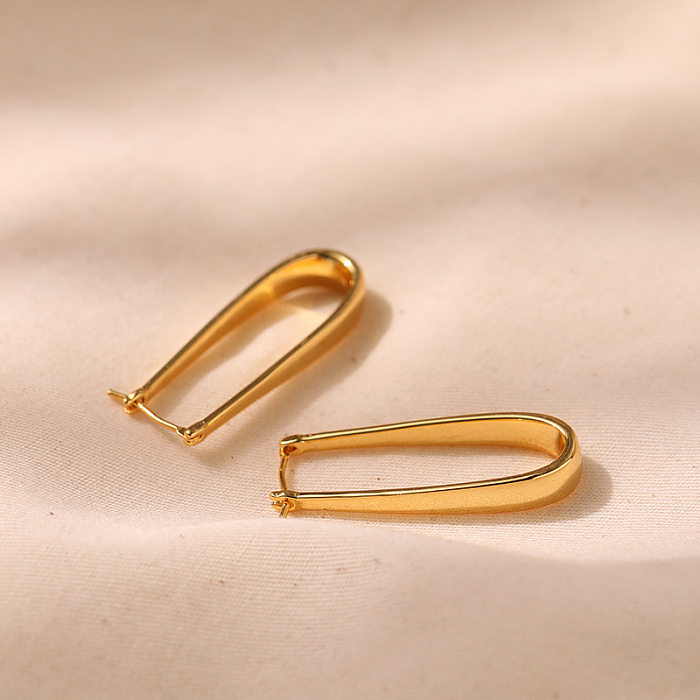1 Paar Damen-Ohrringe im schlichten Stil für Pendler, U-Form, einfarbig, Kupfer, 18 Karat vergoldet