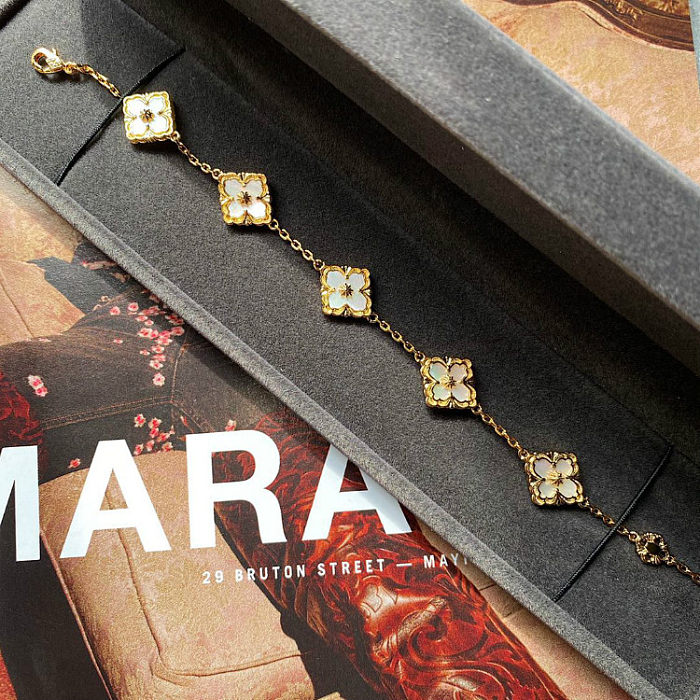 Bracelets plaqués or 18K de placage de cuivre de trèfle à quatre feuilles de nouveauté