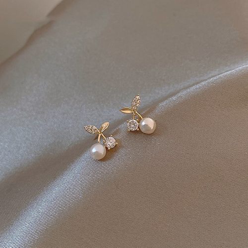 1 paire de clous d'oreilles plaqués or 14 carats, Style Simple et doux, incrustation de placage de cerise, perle de cuivre et Zircon