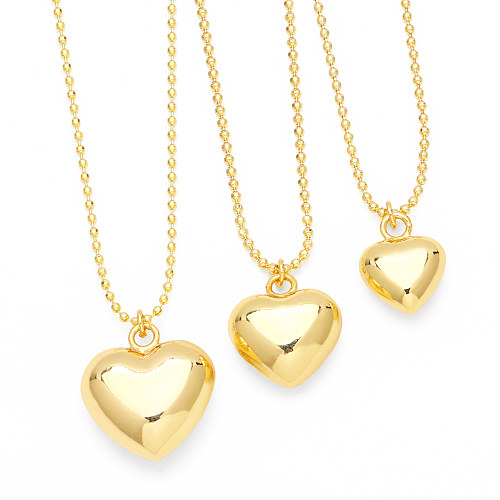 Collar colgante chapado en oro de 18 quilates con revestimiento de cobre en forma de corazón estilo INS