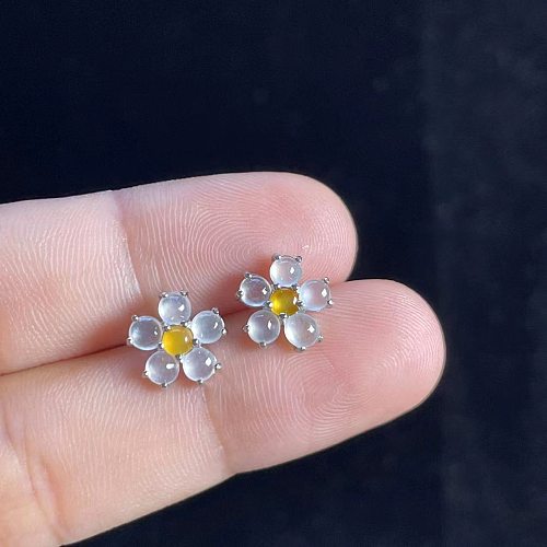 1 par de brincos de orelha de cobre revestidos de flores femininas