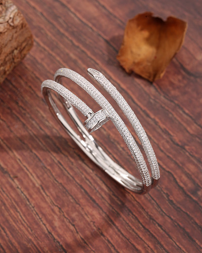 Elegant Luxurious Solid Color Copper Plating Inlay Zircon 18K Gold Plated Bangle
