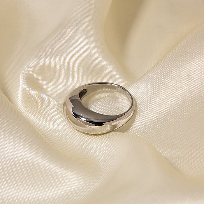 Estilo INS estilo simples cor sólida chapeamento de aço inoxidável anéis banhados a ouro 18K