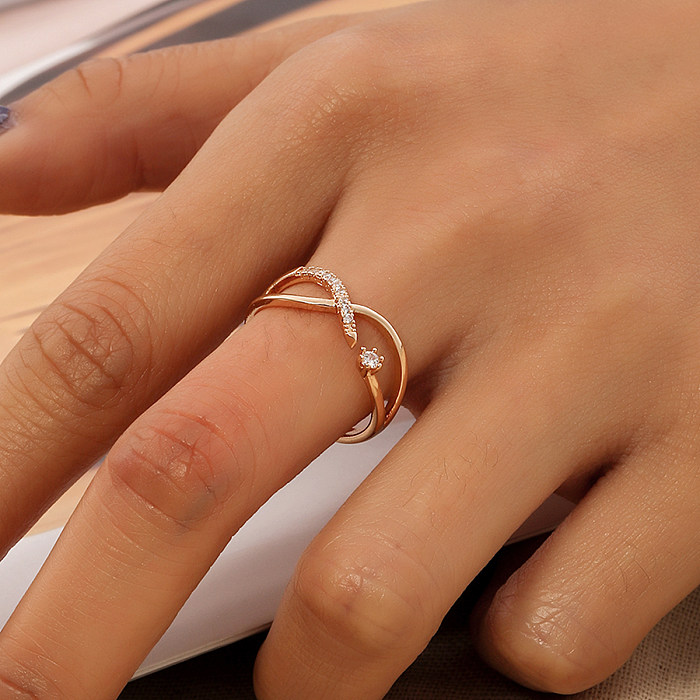 1 Piece Fashion Fish Tail Copper Inlay Artificial Pearls Zircon Open Ring