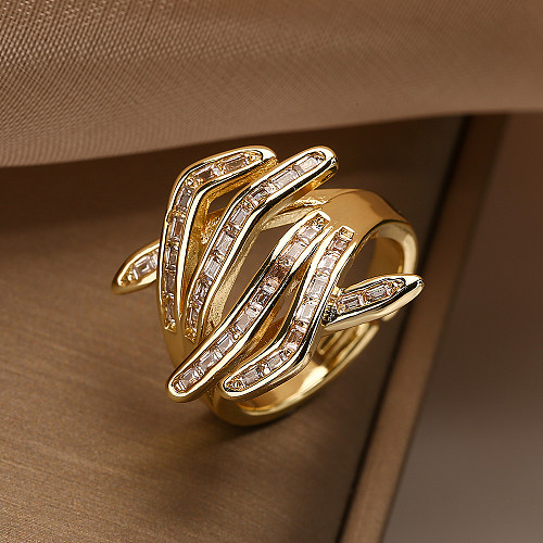 Estilo simples exagerado gesto cobre chapeamento embutimento zircão 18K anéis abertos banhados a ouro