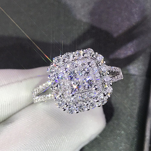 Novo clássico feminino micro-incrustado zircão cobre anel de casamento mão jóias atacado