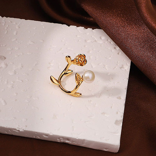 Fashion Simple Style Commute Irregular Rose Flower Copper Irregular Plating Inlay Pearl 18K Gold Plated Open Rings