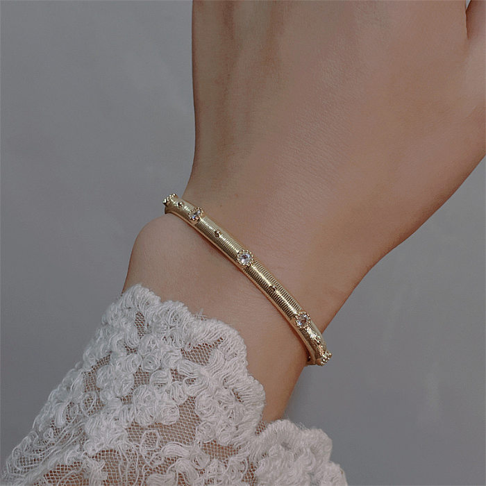 Bracelet plaqué or plaqué cuivre de couleur unie de style simple