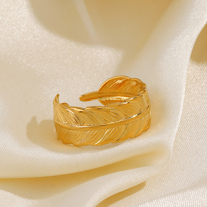 Anéis abertos chapeados de aço inoxidável do chapeamento 18K da pena simples do estilo ouro