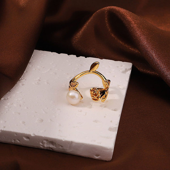 Bagues ouvertes plaquées or 18 carats, Style Simple, fleur de Rose irrégulière, incrustation de perles en cuivre