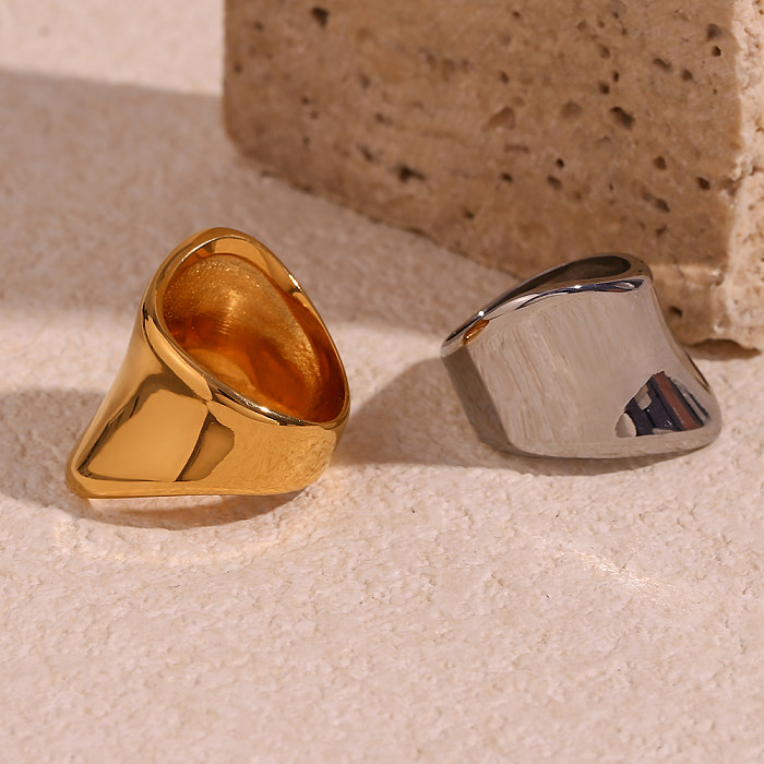 Einfacher einfacher Stil, klassischer Stil, einfarbig, 18 Karat vergoldete Ringe aus Edelstahl in großen Mengen