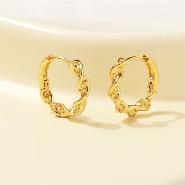 1 Paar einfache, verdrehte Kupfer-Ohrringe mit 18-Karat-Vergoldung