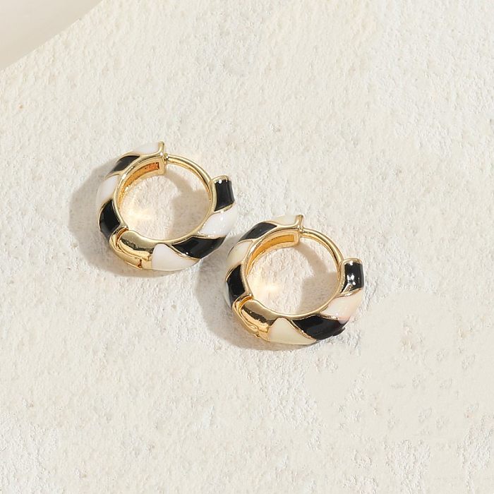 1 Pair Elegant Luxurious Classic Style Stripe Asymmetrical Enamel Plating Copper 14K Gold Plated Hoop Earrings