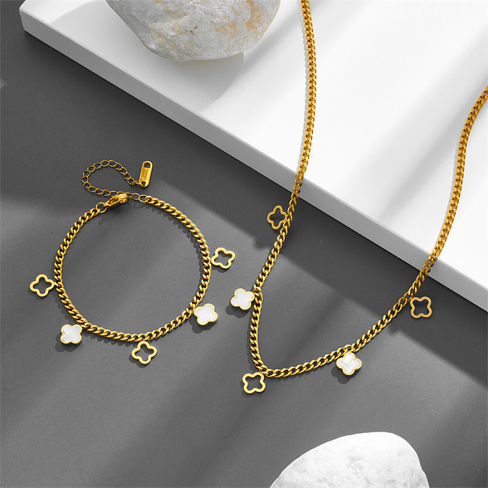 Collier de bracelets de coquille d'incrustation en acier de titane de papillon de forme d'étoile de coeur de style simple