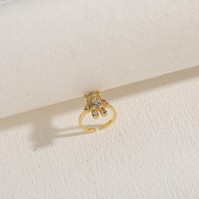 Elegante estilo clássico urso cobre assimétrico chapeamento incrustado zircão anéis abertos banhados a ouro 14K