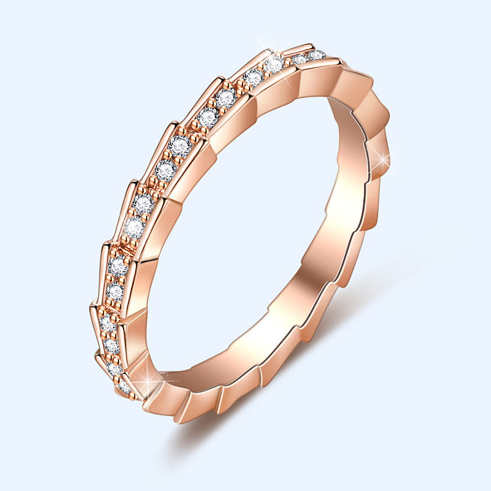 Anéis de strass embutidos de cobre branco de cor sólida estilo simples