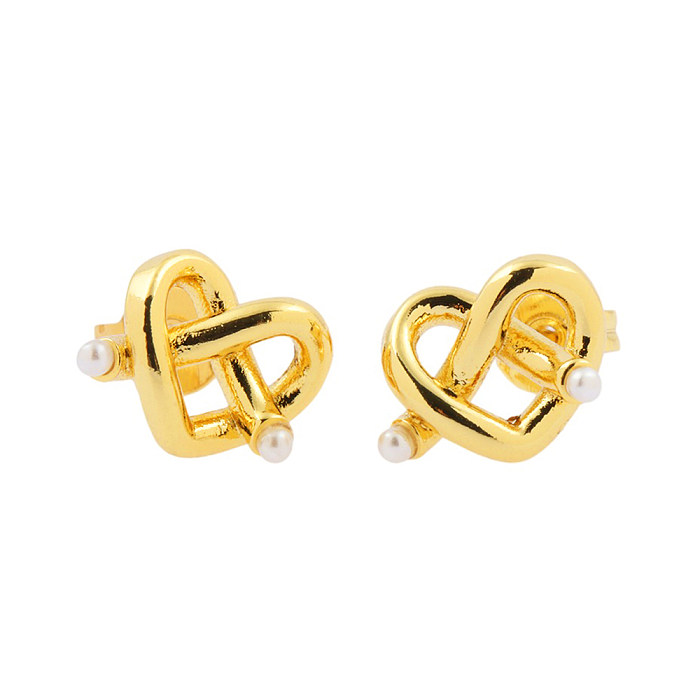1 Pair Sweet Simple Style Heart Shape Plating Plastic Resin Copper 18K Gold Plated Ear Studs