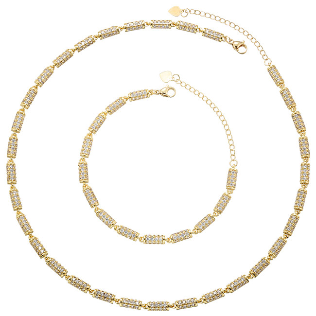Collier de bracelets plaqués or 18 carats avec incrustation de cuivre de couleur unie brillante et luxueuse élégante