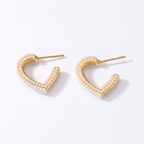 1 par de pendientes de perlas artificiales con incrustaciones de cobre chapado en forma de corazón estilo clásico dulce estilo de hadas