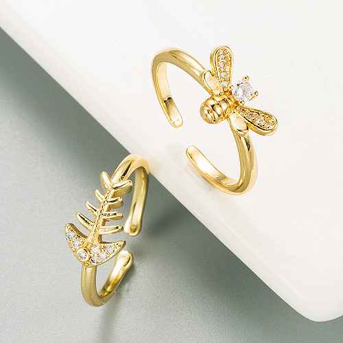 Anel de zircão microincrustado de cobre de abelha pequena dourada da moda