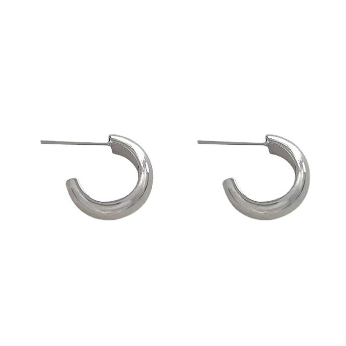 1 paire de boucles d'oreilles asymétriques en forme de C, Style moderne, plaqué cuivre, plaqué or 18 carats
