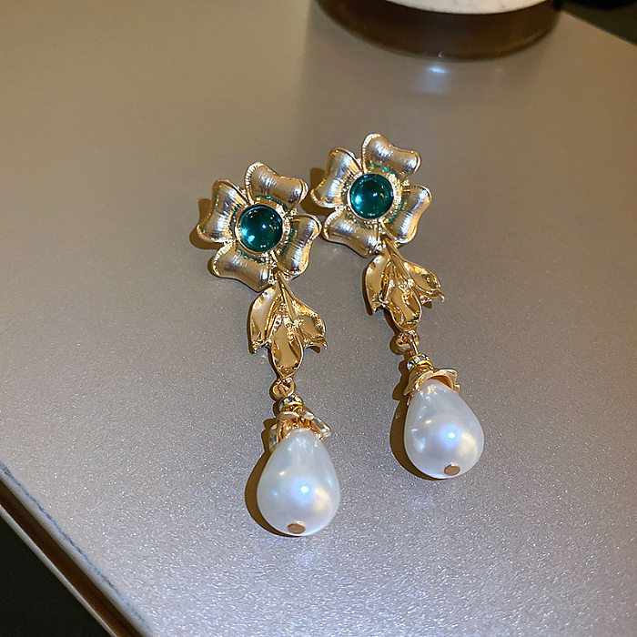 1 Pair Elegant Classical Heart Shape Inlay Copper Resin Drop Earrings