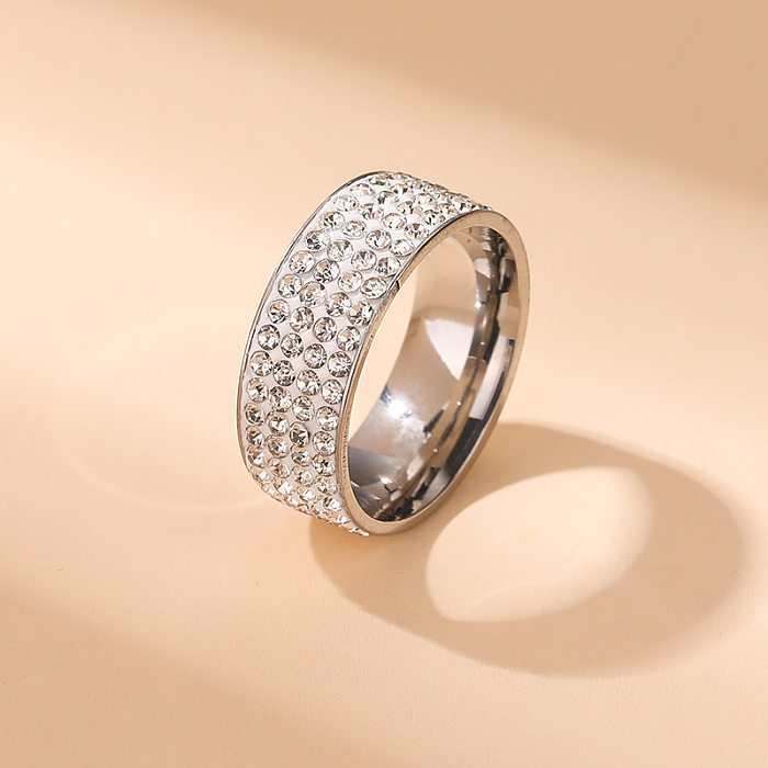 Anillos de diamantes de imitación con incrustaciones de acero inoxidable de color sólido de estilo simple