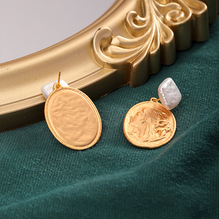 1 par de pendientes de cobre con perlas de agua dulce, retrato de estilo barroco, ovalados, rombos