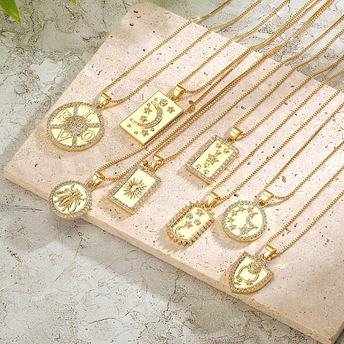 Collier pendentif plaqué or en Zircon avec incrustation de cuivre, étoile et lune de style Simple