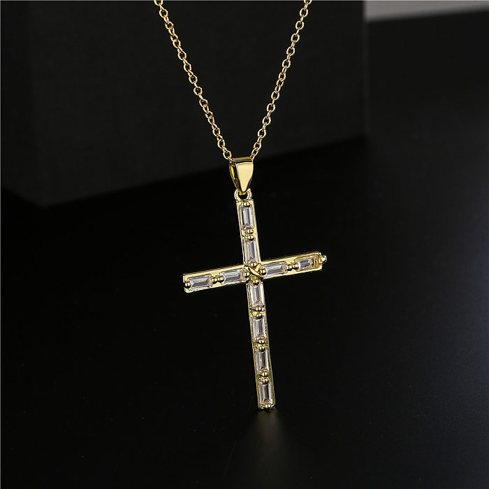 Europa e América Joias religiosas banhadas a cobre 18K colar com pingente de cruz de zircão em ouro