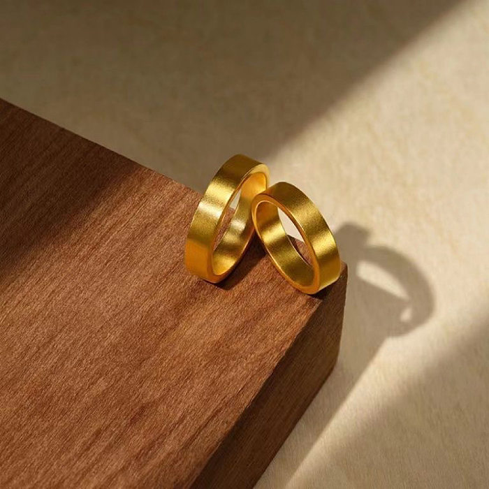Polissage fait main d'acier inoxydable de couleur solide plaquant les anneaux plaqués par or 18K