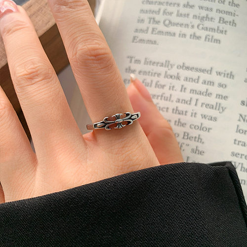 Anillo cruzado que no se decolora estilo frío nicho femenino ligero lujo y simplicidad anillo de Plata de Ley 925 anillo de apertura versátil