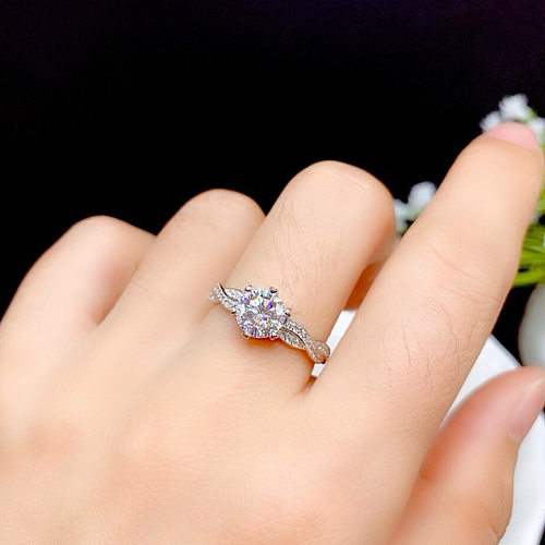 Anéis de cobre redondos da moda incrustados com pedras preciosas artificiais Anéis de cobre
