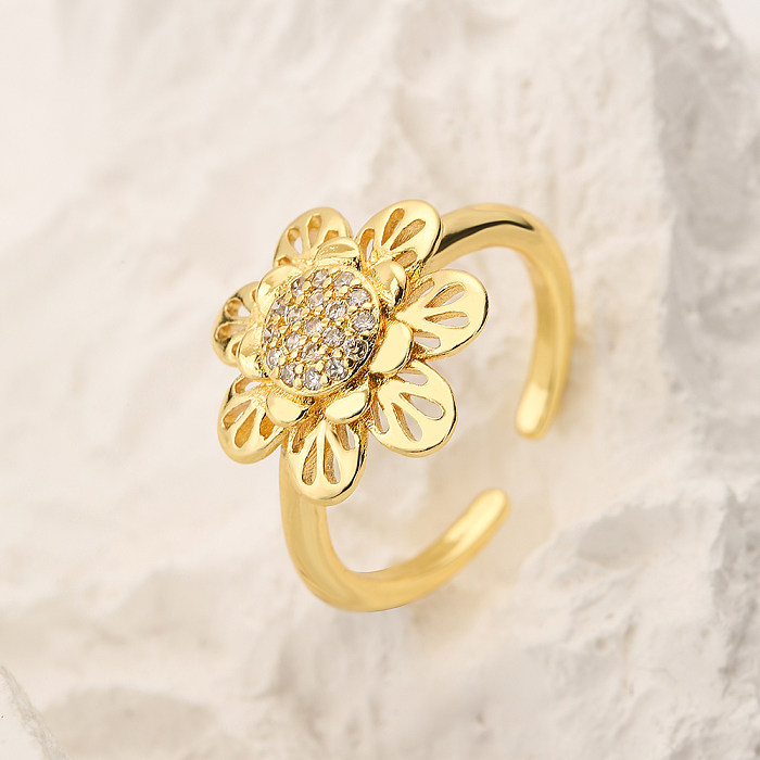 Einfacher, offener Ring aus Kupfer mit 18-Karat-Goldplattierung und Zirkon im Pendel-Blumen-Stil, in großen Mengen