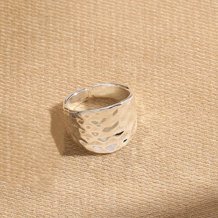 Offene Ringe im Retro-Stil mit geometrischer asymmetrischer Kupferbeschichtung und 14-Karat-Vergoldung