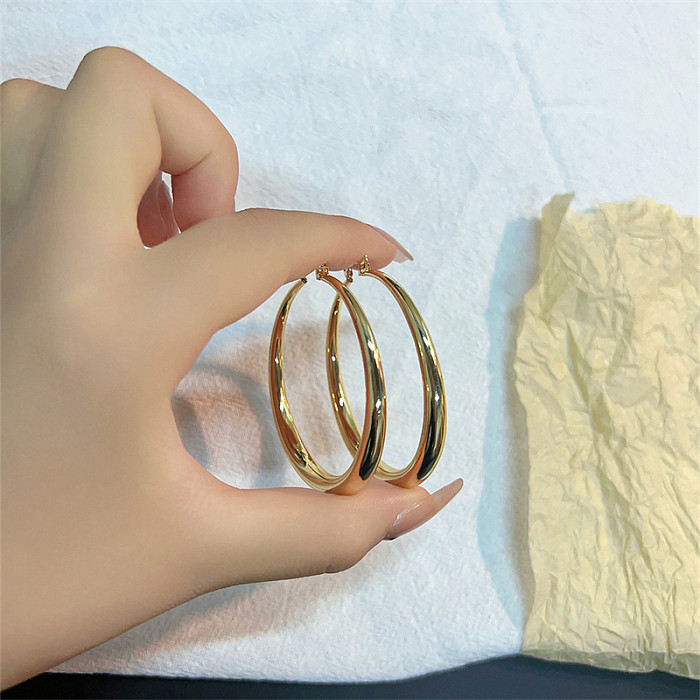 1 Pair Casual Elegant Simple Style Round Plating Copper Gold Plated Hoop Earrings